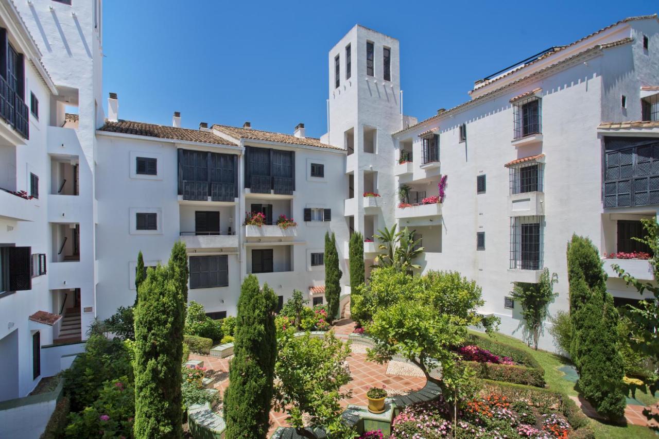 Beachfront Luxury Complex With Tropical Gardens & Pools Marbella Buitenkant foto