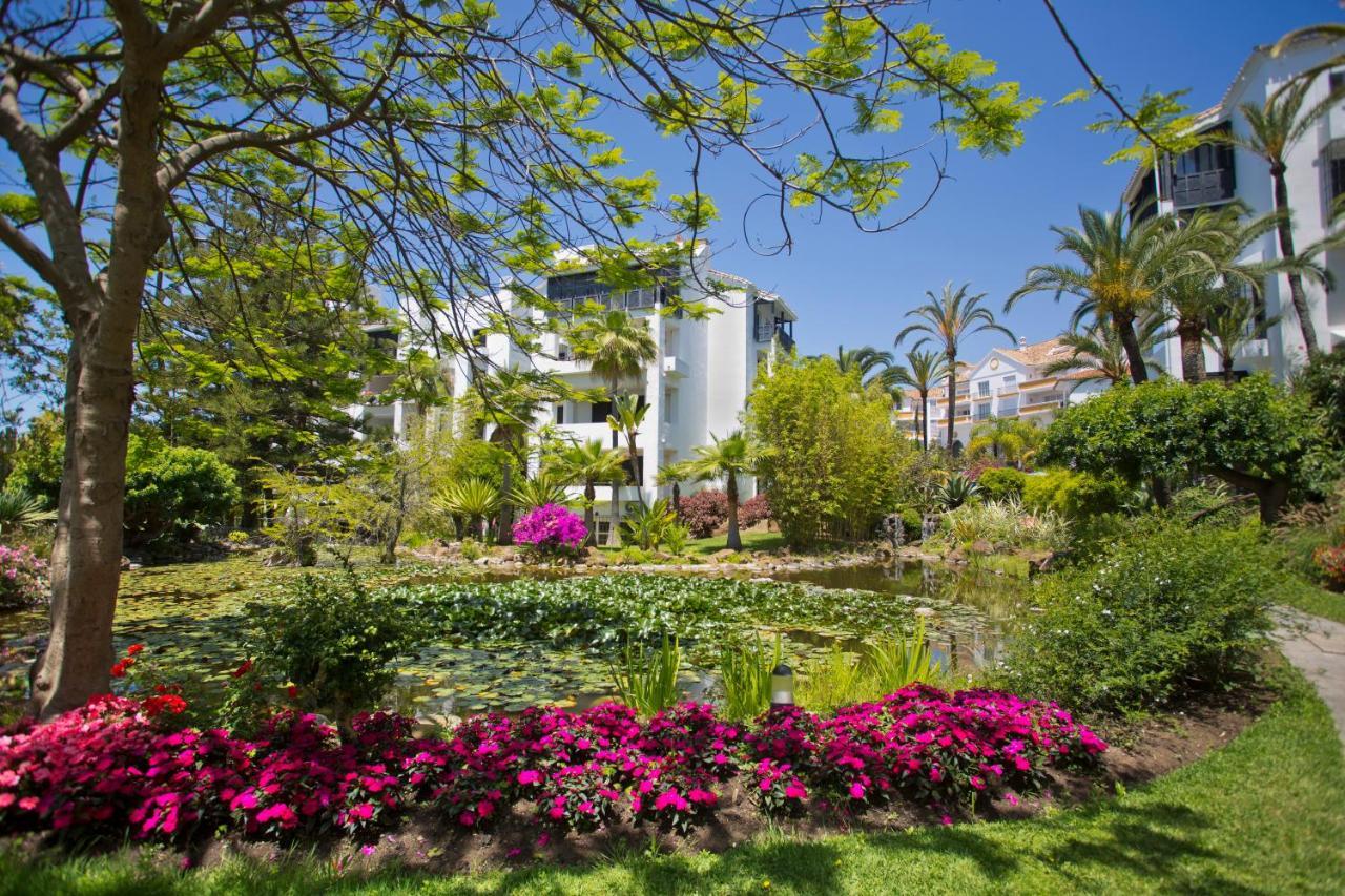 Beachfront Luxury Complex With Tropical Gardens & Pools Marbella Buitenkant foto