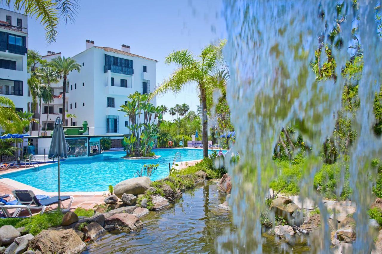 Beachfront Luxury Complex With Tropical Gardens & Pools Marbella Buitenkant foto